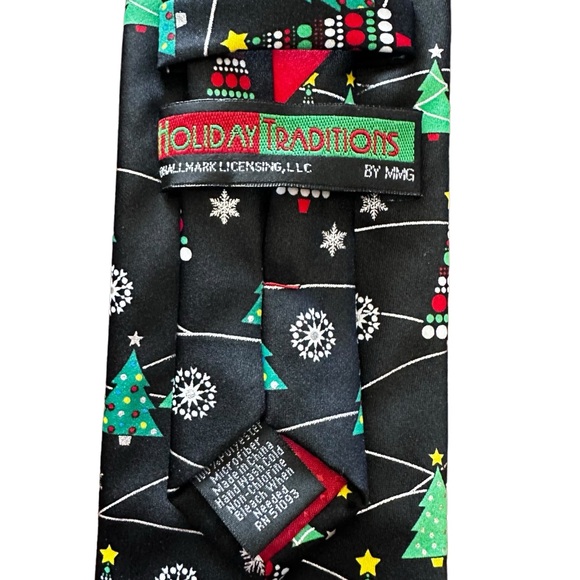 ADORABLE HOLIDAY TRADITIONS BY MMG BRAND BLACK CHRISTMAS TIE - Picture 4 of 7